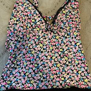 Tankini swim top